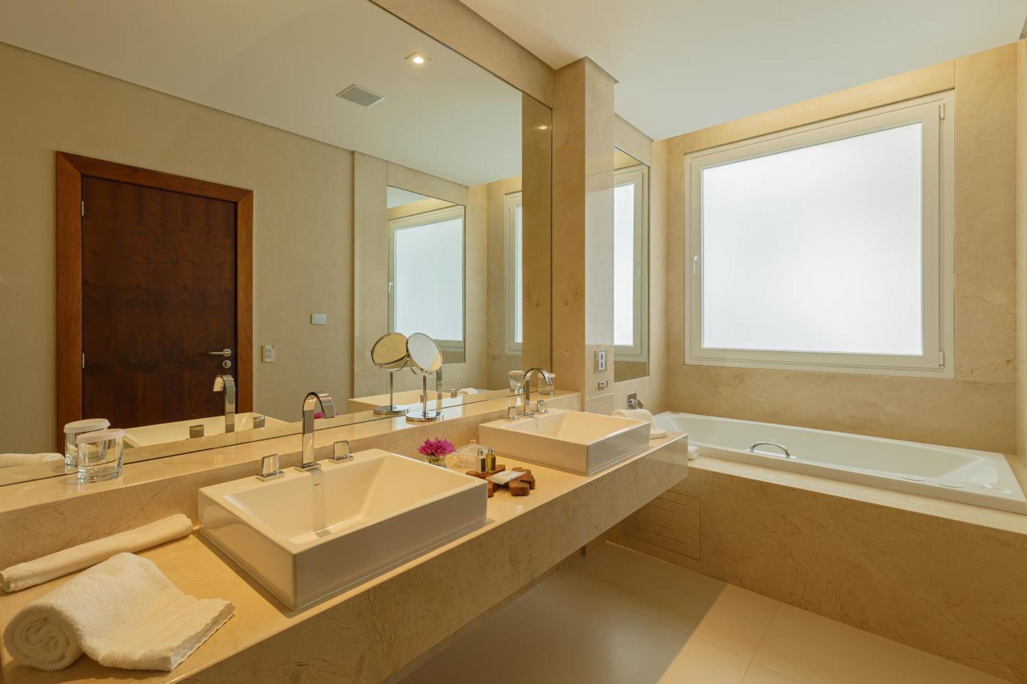Daj Resort & Marina 里贝朗克拉鲁 外观 照片